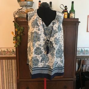 Sleeveless Blouse